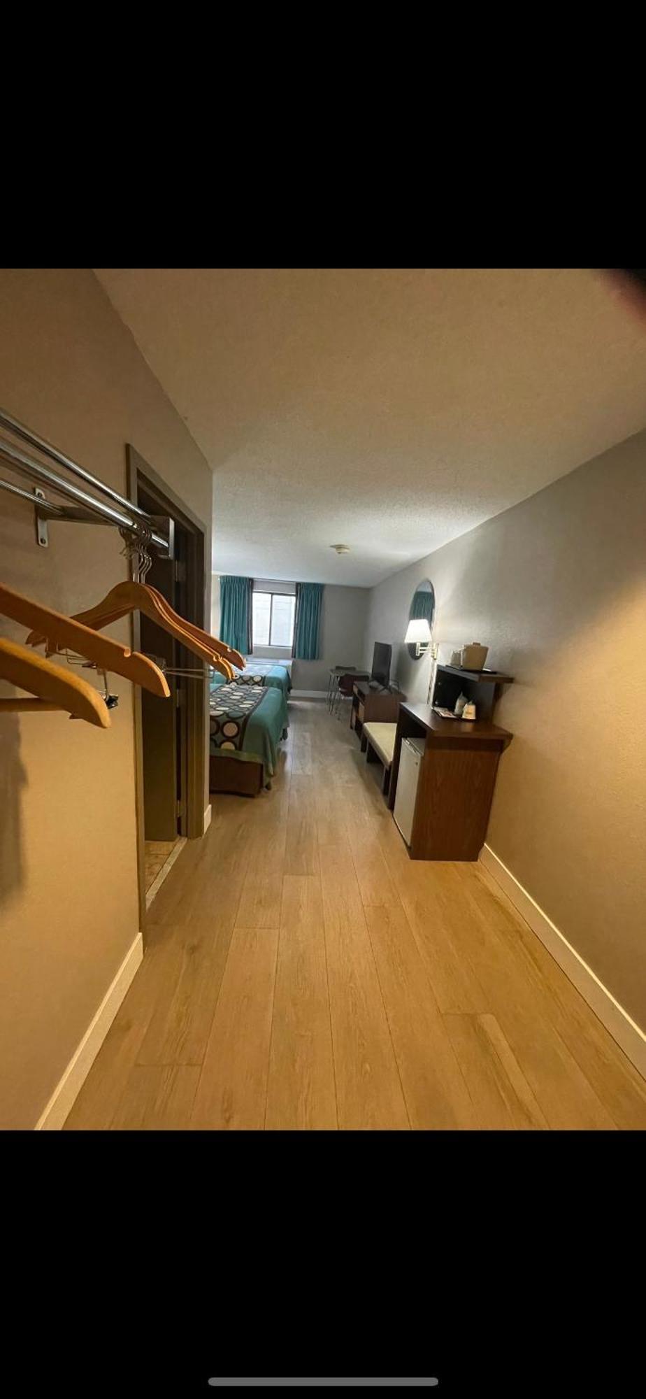 Super 8 By Wyndham Niagara Falls Exterior foto